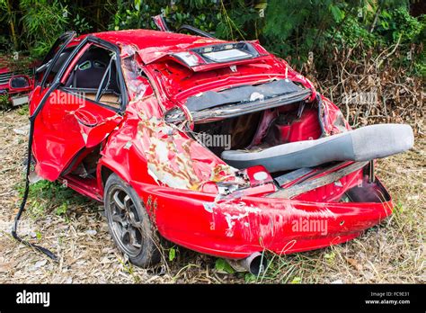 Crashed Cars Stock Photos And Crashed Cars Stock Images Alamy