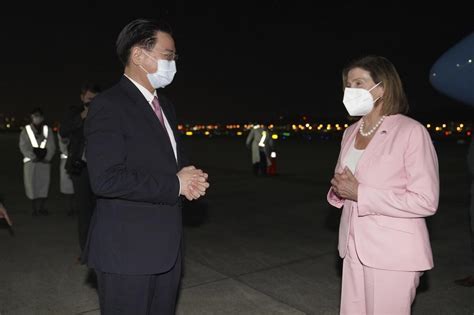 Us House Speaker Pelosi Arrives In Taiwan Defying Beijing Ap News