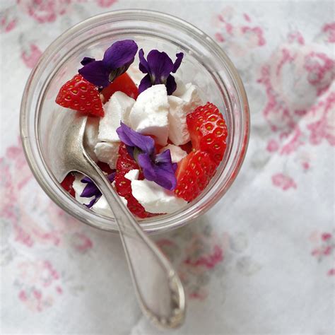 Deconstructed Pavlova In A Glass Etons Mess