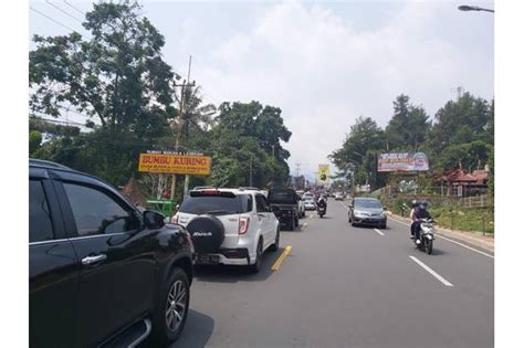 Libur Panjang 1 Muharam Jalur Puncak Bogor Dipadati Kendaraan Wisatawan