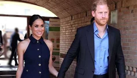 Prince Harry Meghan Markle Receive Heros Welcome In Colombia