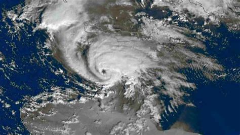 Meteo Un Uragano Mediterraneo Si Avvicina Al Sud Est Dell Italia