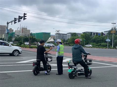 守护当“夏”！珲春公安交警持续开展夏季交通安全整治行动澎湃号·政务澎湃新闻 The Paper