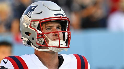 Patriots Waive Backup Qbs Bailey Zappe Malik Cunningham In Surprising Cutdown Day Cuts