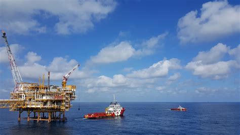 Offshore Workers Face Dangers Being Transported To Job Sites HHK Law Firm