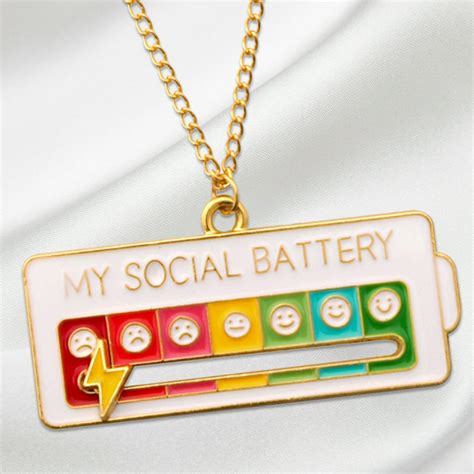 Social Battery Pin Solapa Emocional Pin para todas las ocasiones (Power ...