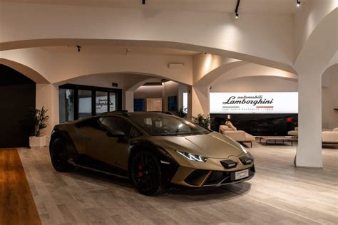 Porto Cervo Estate Riapre La Lamborghini Lounge