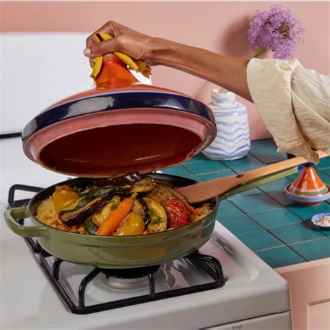 5 Best Cast Iron Skillets 2024 Reviewed Hgtv