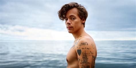 Alertadeestreno Revisa Lights Up El Nuevo Video De Harry Styles Fmdos