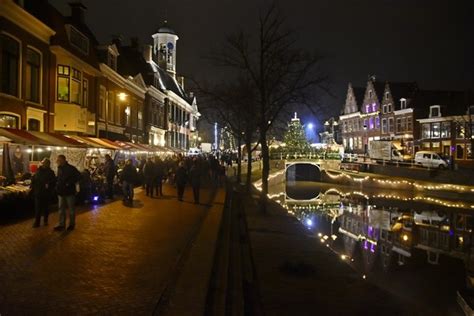 Drukke Kerstfair In Dokkum W Ldnet