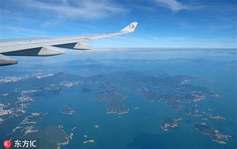 飛機飛入香港境內 空中航拍港島積木都市看阡陌縱橫蔚為壯觀 每日頭條