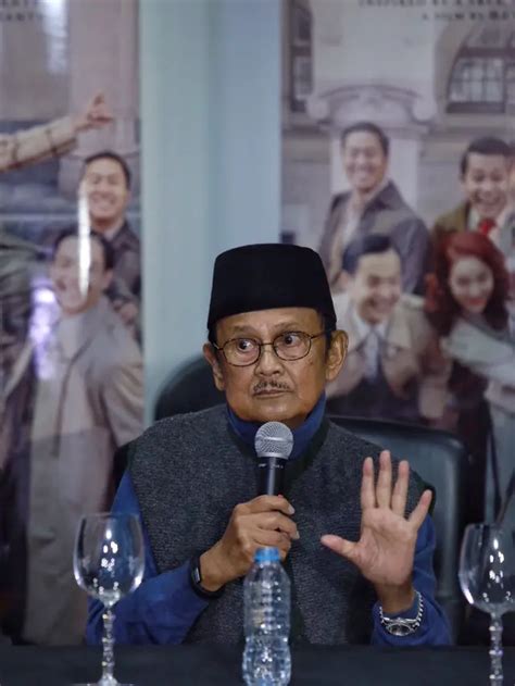 Biografi BJ Habibie Presiden Ke 3 Yang Dijuluki Bapak Teknologi