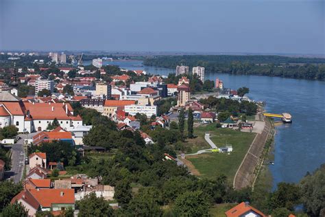 Galerija Oglas za kuću u Vukovaru izazvao veliku pozornost građana