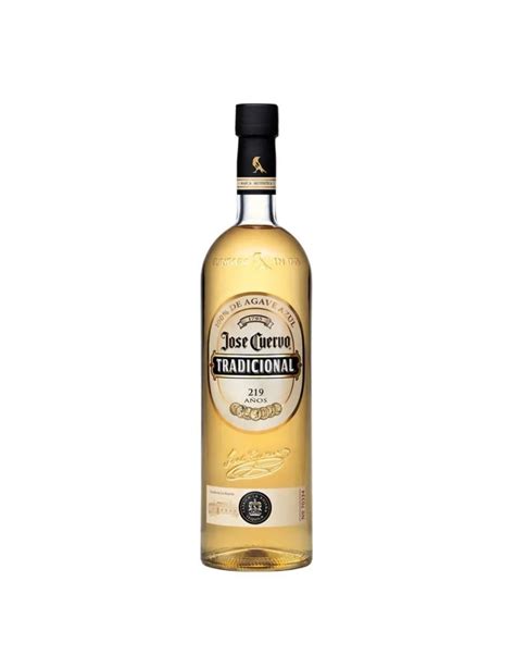 Tequila Tradicional 695 Ml Jose Cuervo Cuenca La Taberna Gran Colombia