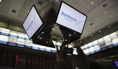 Ibovespa Patina Apesar De Ipca 15 Abaixo Do Esperado Por Reuters