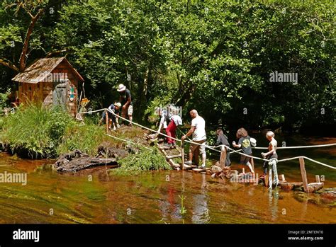 Fetes Des Cabane Aven River Pont Aven Finistere Bretagne Brittany