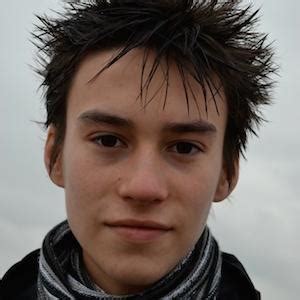 Jacob Collier - Age, Family, Bio | Famous Birthdays