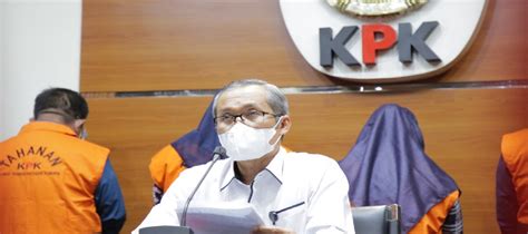 KPK Tahan 15 Tersangka Baru Suap Proyek Muara Enim