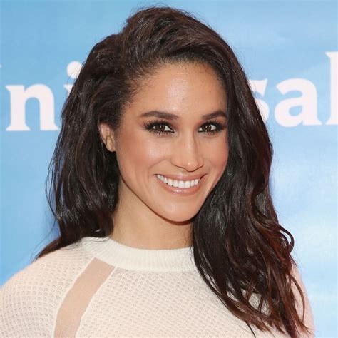 Meghan Markle Hair: Colour & Hairstyle Timeline | BEAUTY/crew