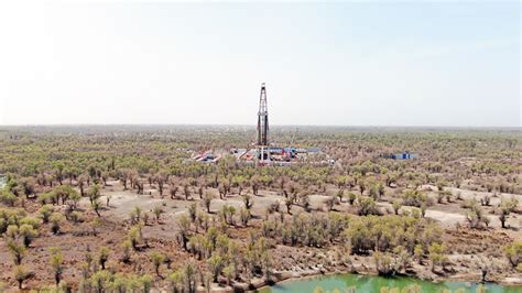 Sinopec begins drilling Asia’s deepest oil, gas well in Tarim basin