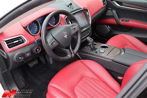 Maserati Ghibli S Q Interior