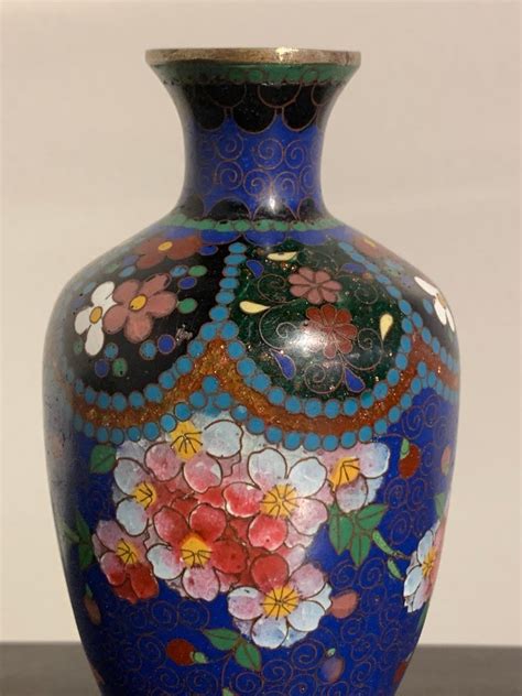 Small Japanese Blue Cloisonne Vase Meiji Period Japan For Sale At 1stdibs