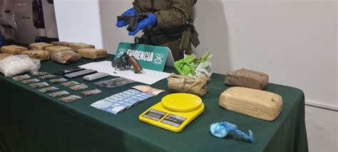 Carabineros Desarticul Una Banda Dedicada Al Microtr Fico De Drogas En