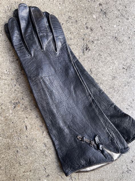 Vintage 60s Black Leather Gloves → Hotbox Vintage