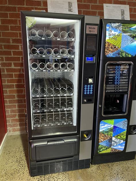 Maquina Vending Snack Y Bebidas Necta Rondo Ubicaciondepersonas Cdmx