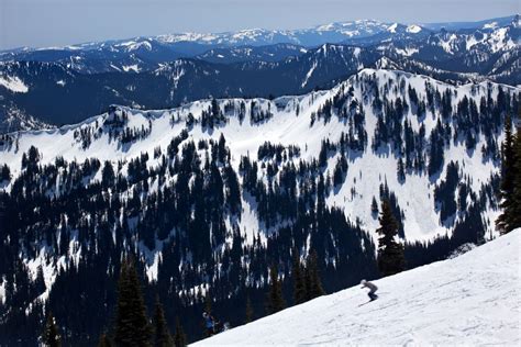 Seattle Ski Resorts | Best Places to Ski Near Seattle Washington