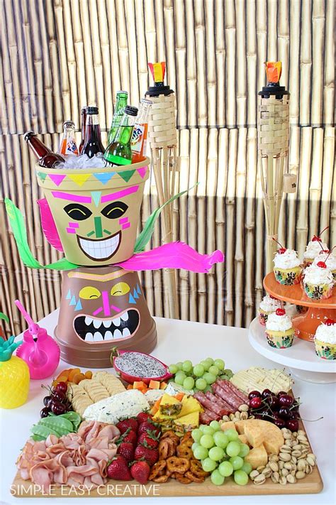 25 Luau Party Ideas To Steal From A Professional Event 58 OFF