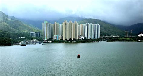 Hong Kong: The Scenic View and Lantau Island - Living in the Moment