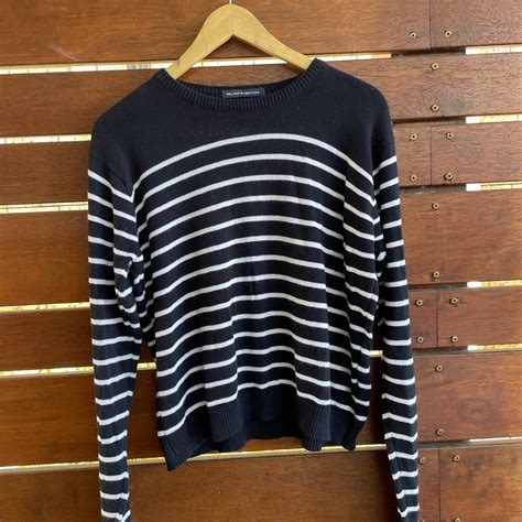 Brandy Melville Sweater - One size, barely worn - Depop