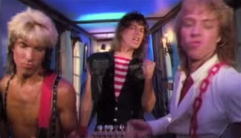 Dokken – 'Breaking The Chains' Official Music Video | The '80s Ruled