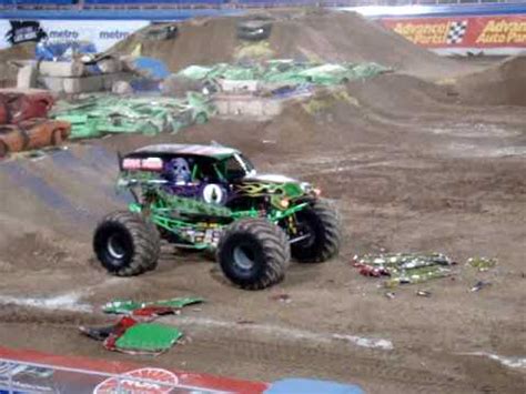 Monster Jam World Finals Xi Grave Diggers Freestyle Run Youtube