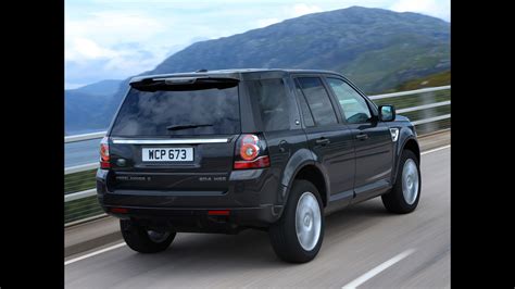 Freelander 2013 ganha motor do Evoque e começa em R 152 mil Motor1