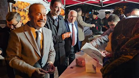 MHP li Heyet Teravih Sonrası Lokma Dağıttı SİYASET Afyon Türkeli