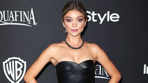 Sarah Hyland Reveals Her Love Of Spanx At Golden Globes