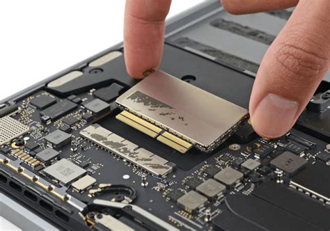 About Apple Silicon M2 Chip: New Features, Speed and Models