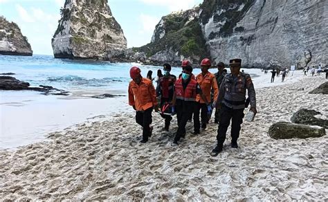 WNA India Yang Berwisata Di Bali Meninggal Terseret Ombak Pantai