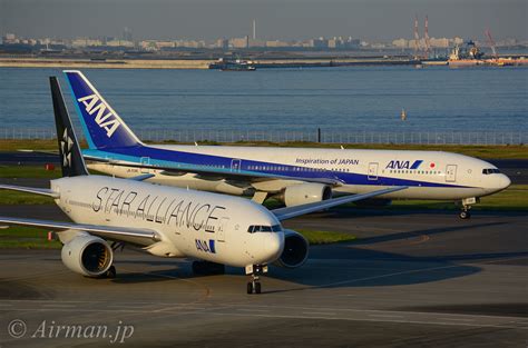 Ana、スターアライアンス塗装の737と777 Airmanの飛行機写真館