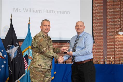 Dla Aviation Honors 2022 Award Winners During Town Hall Defense Logistics Agency News