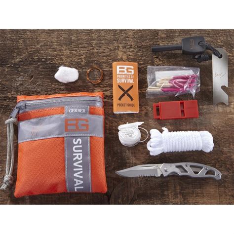 Gerber Bear Grylls Basic Survival Kit - 201905, Fire Starters & Light ...