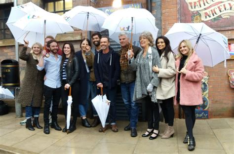 Coronation Street Blog: Pics: Coronation Street cast on new Victoria Street