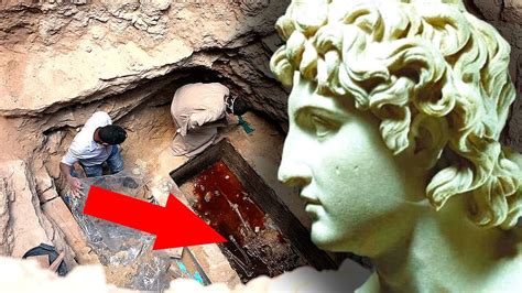 Who Is Actually Buried In The Tomb Of Alexander Great Youtube