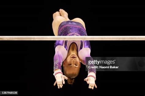 7 Hot Sexy Kelly Simm Bikini Pics