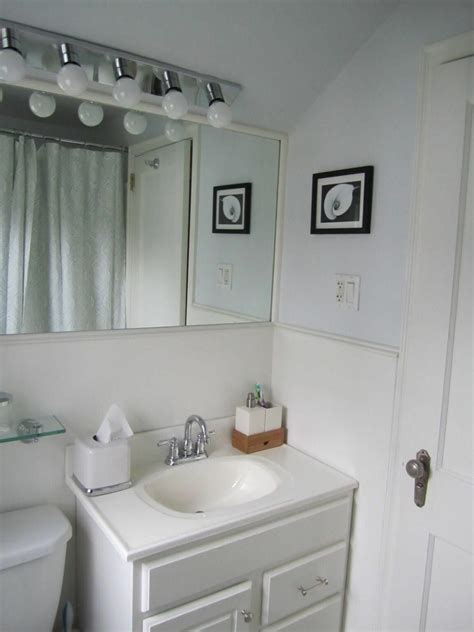 Best Paint Colors For Small Bathrooms Without Windows