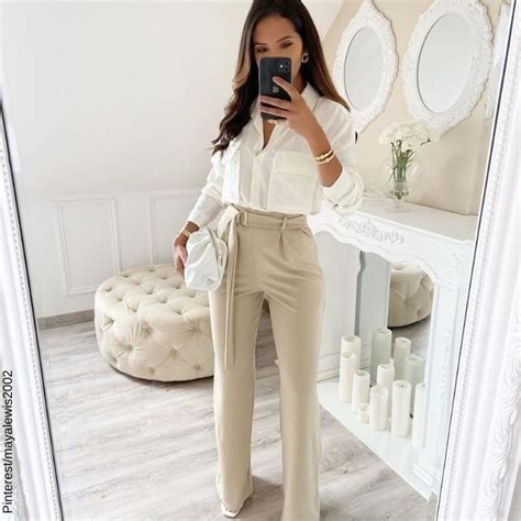 Arriba 65 Imagen Formal Outfit Pantalon Beige Abzlocal Mx