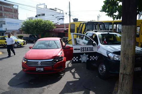 Se Registra Aparatoso Choque Entre Patrulla De Policía Estatal Y