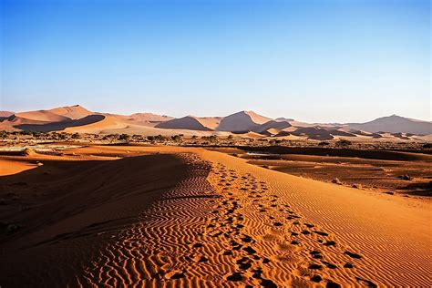 Types of Sand Dunes - WorldAtlas